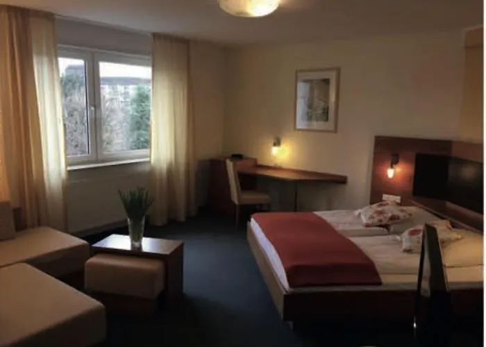 Kurpfalz בית הארחה שפייר