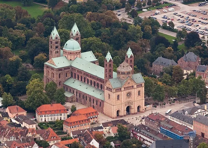 クルプファルツ ゲストハウス スパイヤー